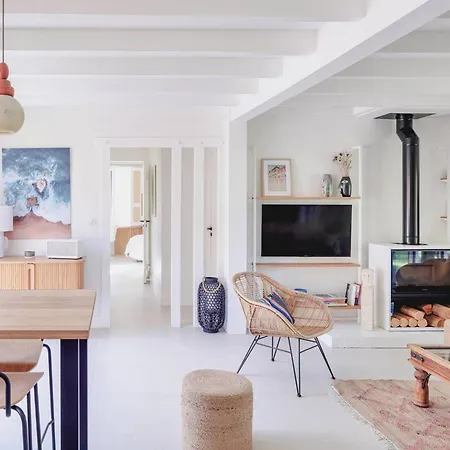 Villa Avec Piscine Chauffee, Jardin Exotique, Au Calme Proche Plages Et Commerces, - Fr-1-791-17 *